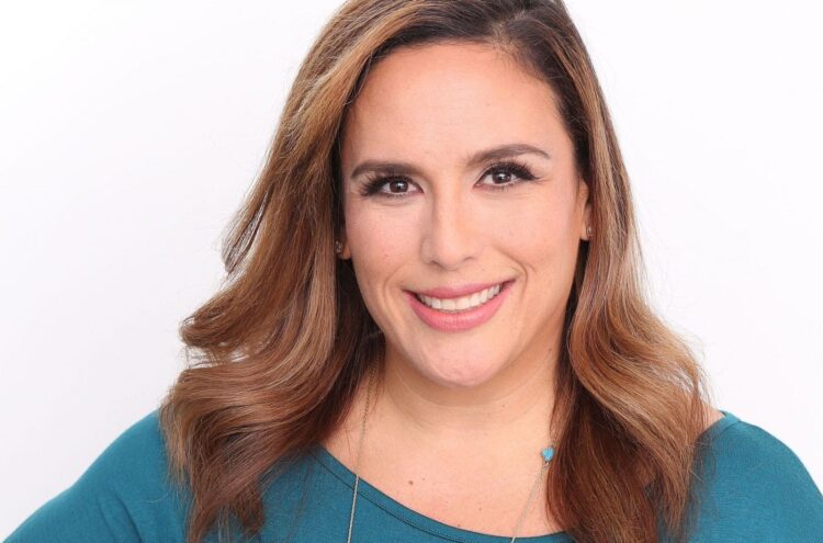 Angelica Vale probara suerte en el Teatro Experimental
