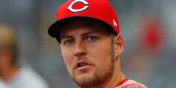 Trevor Bauer se une a los Dodgers de Los Angeles y a Julio Urías