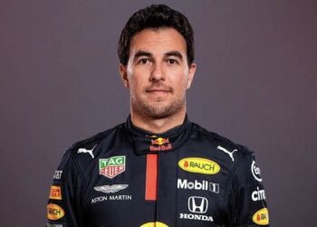 Checo Pérez, en el top ten de los pilotos mejor pagados de la Fórmula 1