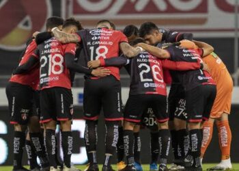 Atlas gana en la mesa al América y saca a Chivas de repechaje