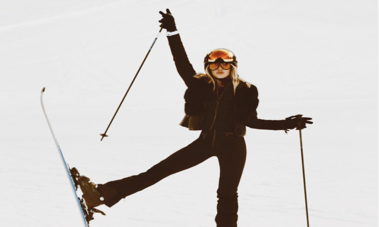 Michelle Salas se accidenta esquiando