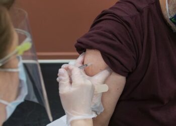 Aplicaran 800 mil dosis de vacuna China en CDMX