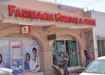 A largo plazo, farmacias de Tamaulipas venderán vacuna anticovid