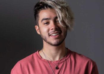 Mario Bautista celebra sus 25 años con transmision en vivo