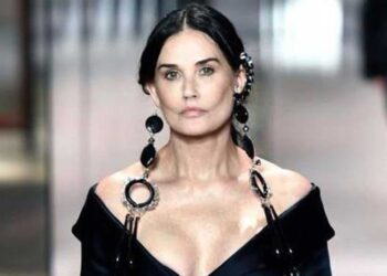 Demi Moore platica sobre su aparacion en pasarela de Fendi