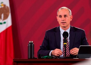 Hugo López-Gatell da positivo a COVID-19