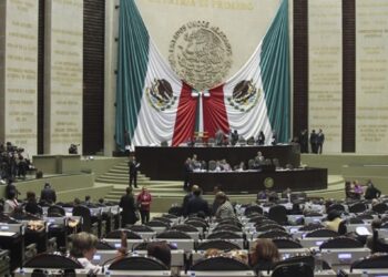 Diputados aprueban en lo general uso lúdico de mariguana en México