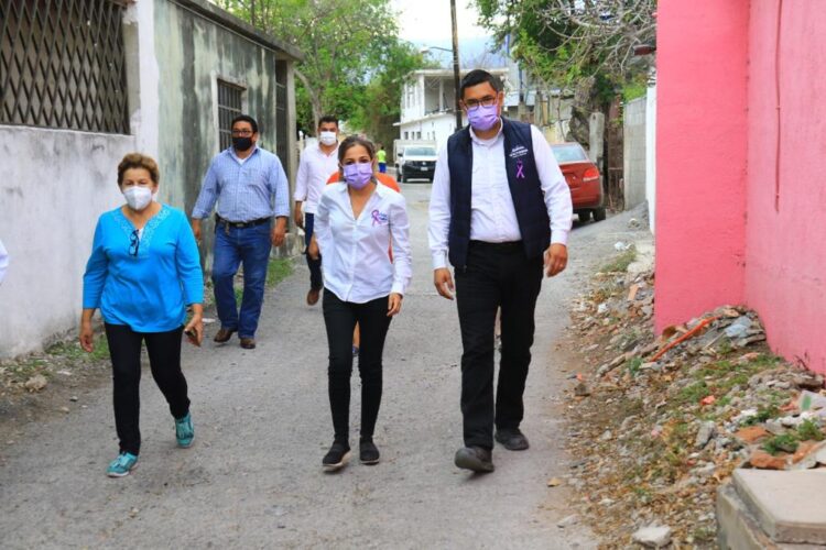 Mejora Gobierno Municipal alumbrado público en la colonia Obrera.