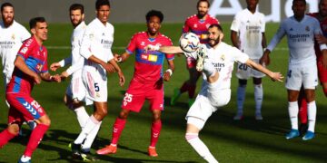 Benzema da triunfo al Real Madrid 2-1 sobre Elche