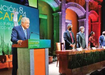 “No cambiarán reglas para bancos”; se respetará al sector financiero: AMLO