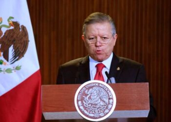 Aboga Arturo Zaldívar por independencia del poder judicial
