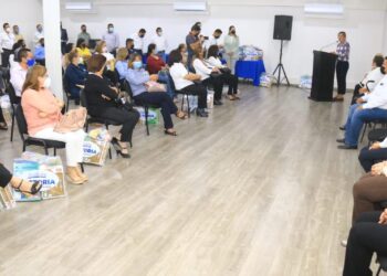 La educación es un reto que compartimos en Victoria; Pilar Gómez