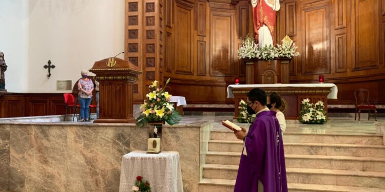 Periodistas de Victoria ofrece misa luctuosa por partida de Lulú Figueroa