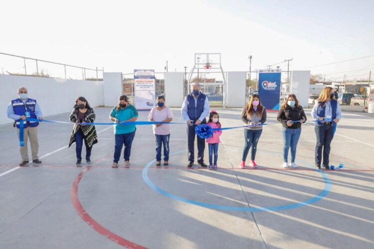 Entrega Sanmiguel cancha polivalente  a los habitantes de colonia El Progreso