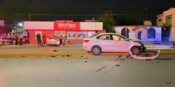 Un muerto y dos mujeres heridas en fatal choque en 16 y Coahuila