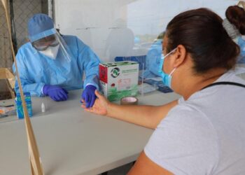 Bajan contagios pero sigue amenaza del virus en Nuevo Laredo