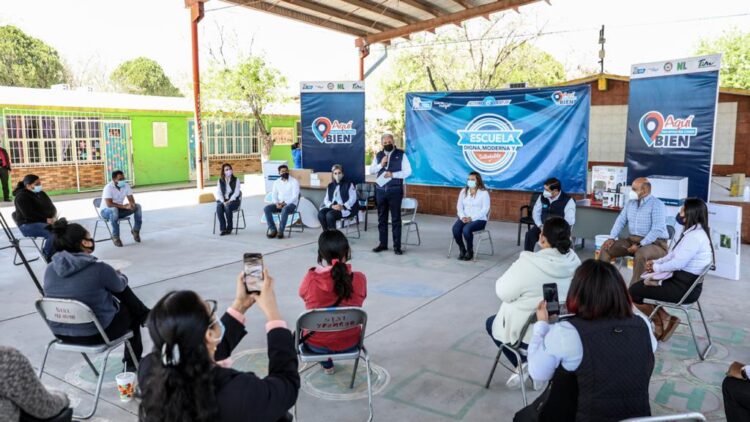 Reinicia la entrega de apoyos de ‘Escuela Digna’ de manera presencial