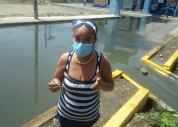 Un año entre aguas negras tienen vecinos de Santa Anita en Altamira