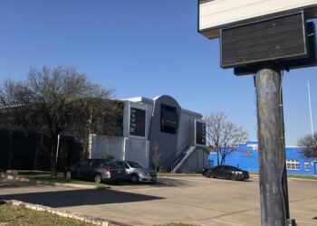 Tiroteo en club nocturno deja un muerto y 5 heridos en EU