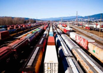 Canadian Pacific acuerda compra de Kansas City Southern