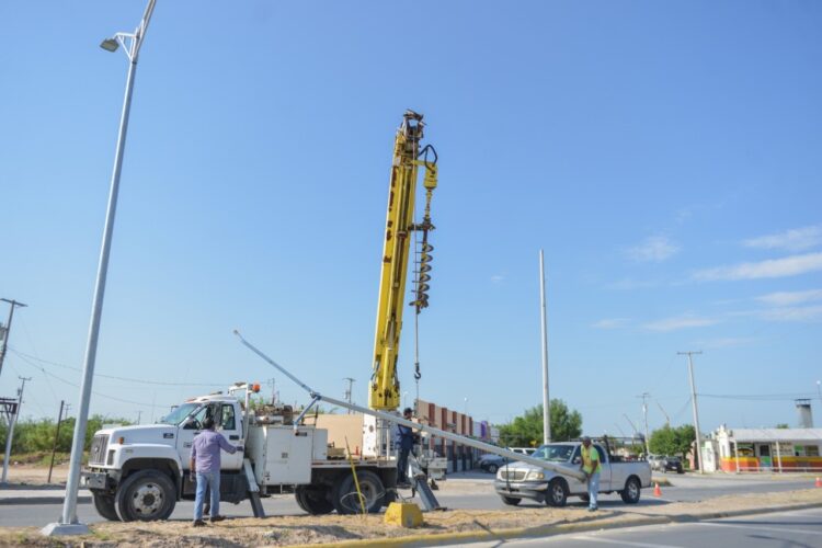 Soluciona municipio más  de 400 fallas en alumbrado