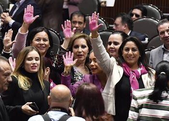  Presentan libro “El Avance Político de las Mujeres”