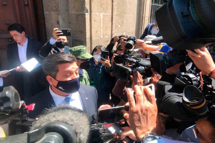 Gobernadores acuden a suscribir el Acuerdo Nacional por la Democracia