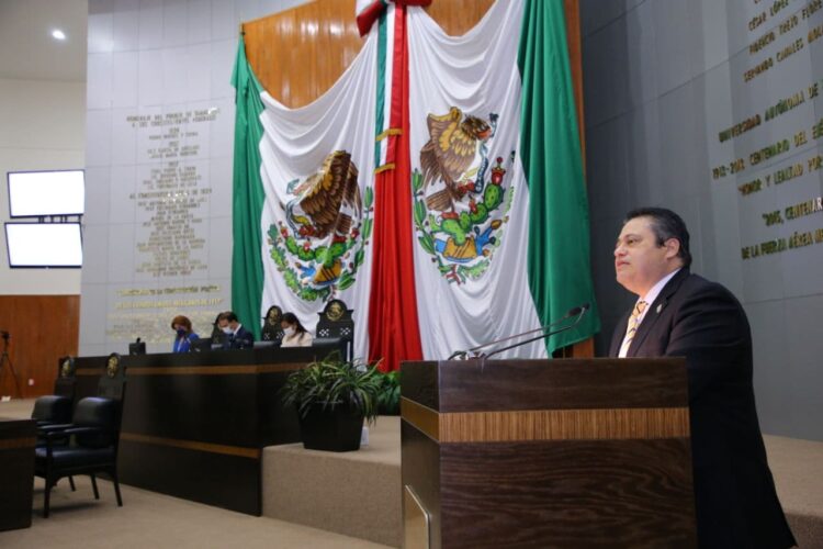 Exhortan al Congreso de la Unión para que pensiones sean en salarios mínimos y no en UMAs