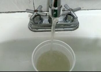 Crecen quejas por agua turbia en varios sectores de Cd. Victoria