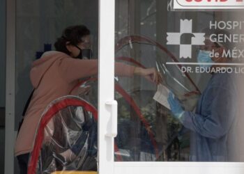 México supera las 200 mil muertes por covid-19