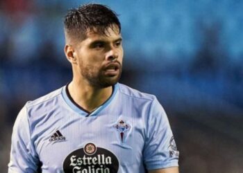 Néstor Araujo sufre una elongación en el bíceps femoral y sería baja ante el Huesca