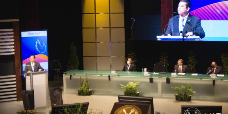 Mi gobierno continuará otorgando todo el respaldo a la UAT: Gobernador