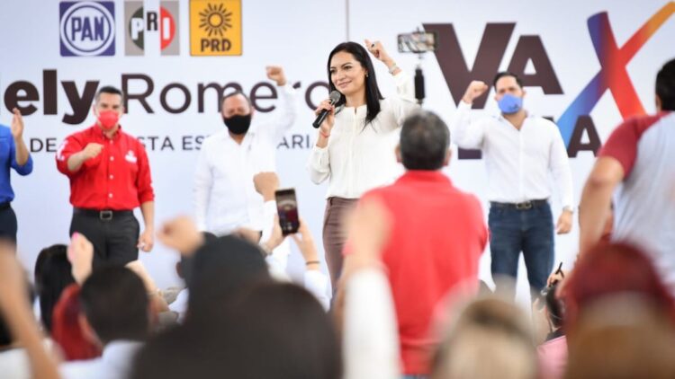 Mely Romero rinde protesta como candidata de “Va por Colima” a gobernadora 