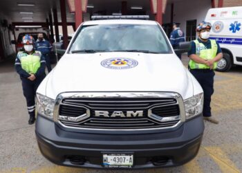 Entrega Rivas 2 ambulancias  y camioneta a Protección Civil y Bomberos
