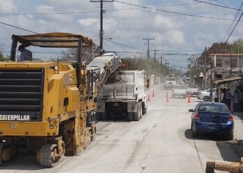 Alcalde activa nueva etapa de pavimentación de Av. Fidencio Trejo en Matamoros