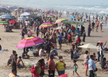 Alerta salud por mayor riesgo de contagio de Covid en vacaciones