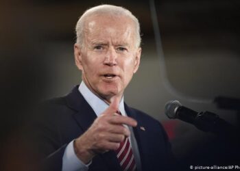 El presidente de Estados Unidos llamó a prohibir los fusiles de asalto y urgió al Congreso a regular la tenencia de armas