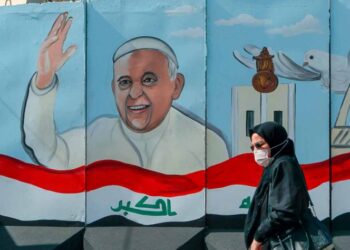 Papa denuncia ‘barbarie insensata’ contra las víctimas de Irak