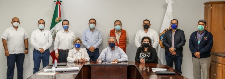 Sostiene alcalde Arturo Sanmiguel  reunión de trabajo con secretarios