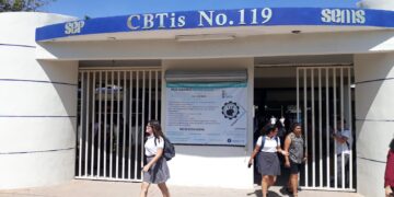 Arranca vacunación anticovid en Victoria en CBTIS 119/236 y Leona Vicario 8 de marzo