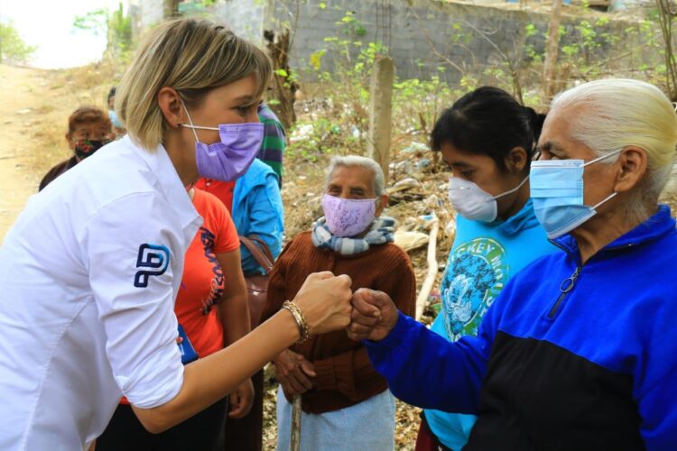 Atiende alcaldesa Pilar Gómez necesidades de la población victorense