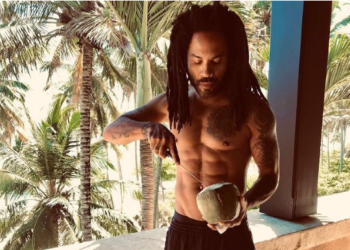 Sorprende Lenny Kravitz con su fisico