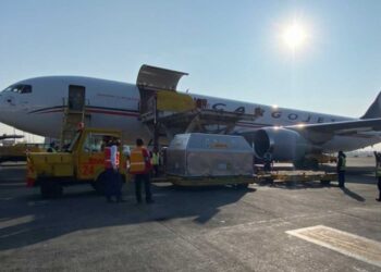 Arriban otras 600 mil 600 dosis de vacuna COVID de Pfizer