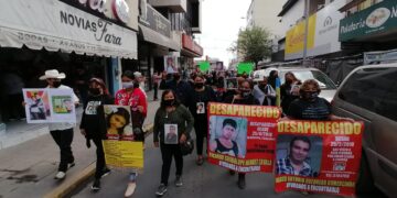 Marchan por desaparecidas en el  Día Internacional de la Mujer 