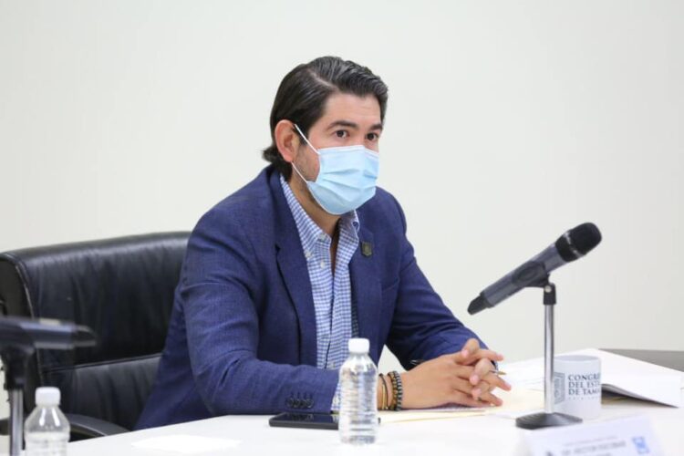 Cuestiona diputado del PAN la calidad de la educación a distancia