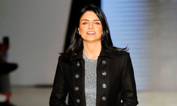 La hija de Derbez estrena nueva temporada de podcast