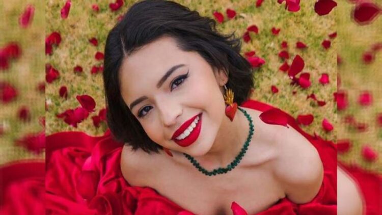 Luce nuevo look Ángela Aguilar