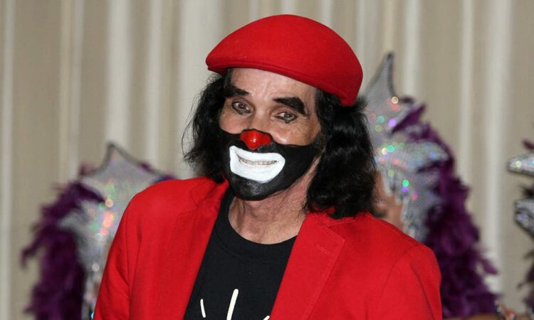 Hospitalizan de emergencia a Cepillin