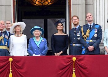 Reina Isabel envia mensaje oficial