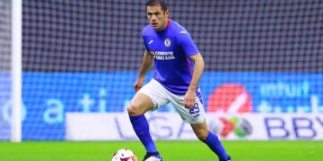 Pablo Aguilar no ha renovado con Cruz Azul y podría ser una de las bajas al finalizar el torneo Guard1anes 2021